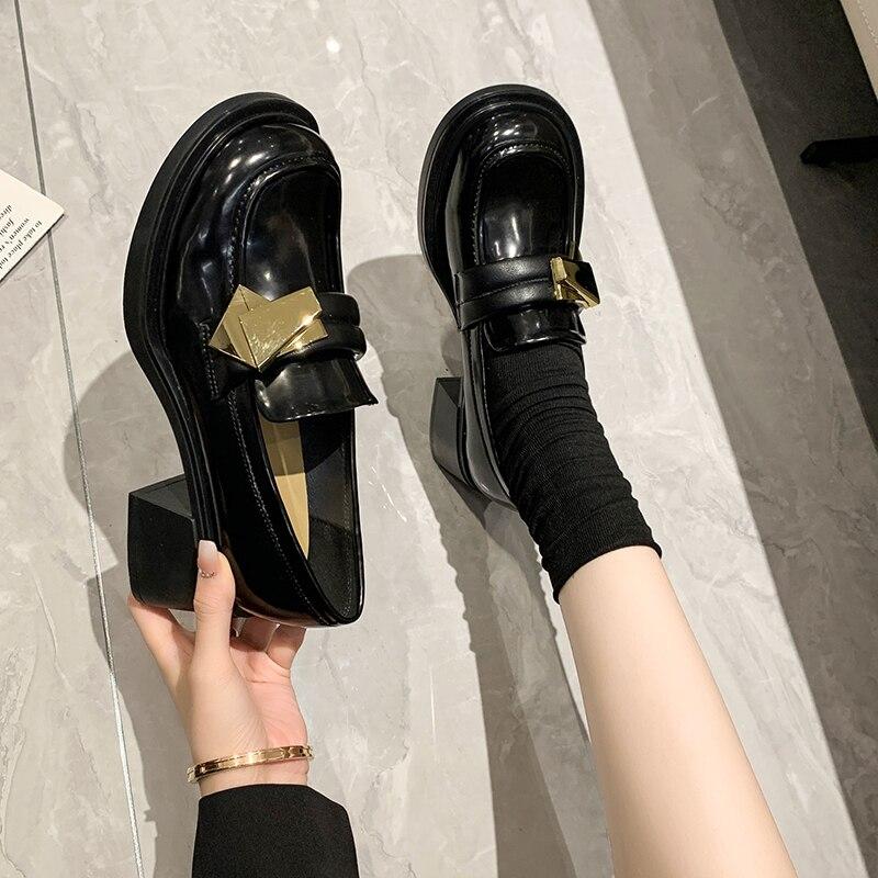 Nauji „Lolita“ batai, moteriški „Slip on“ kvadratiniai aukštakulniai, masyvi odiniai „Oxford“ batai, skirti moteriškiems kasdieniams plius dydžio batams