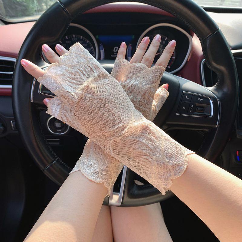 Summer Sun Protection Thin Breathable Ice Feeling Lace Gloves Women's Half Finger Sun Protection Hand Guard Short Wristband Driving Wrist Strap