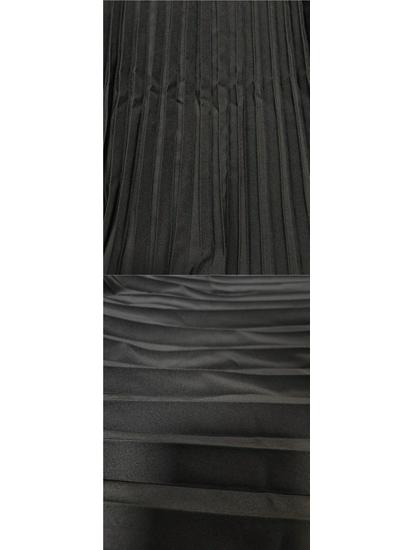 2026 Women's Autumn European & American Fashion: Elegant Sleeveless Round Neck Pleated Long Dress
