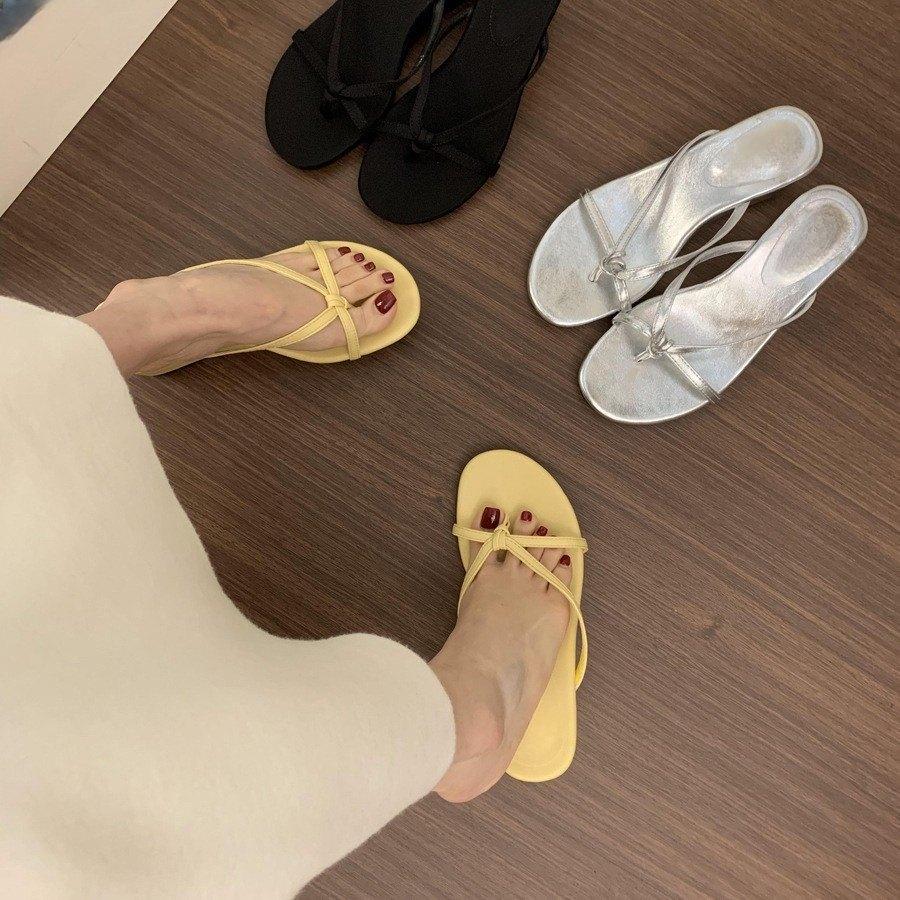 French wedge heel silver toe slippers women's summer wear 2025 new style beautiful temperament thin strap sandals sandals