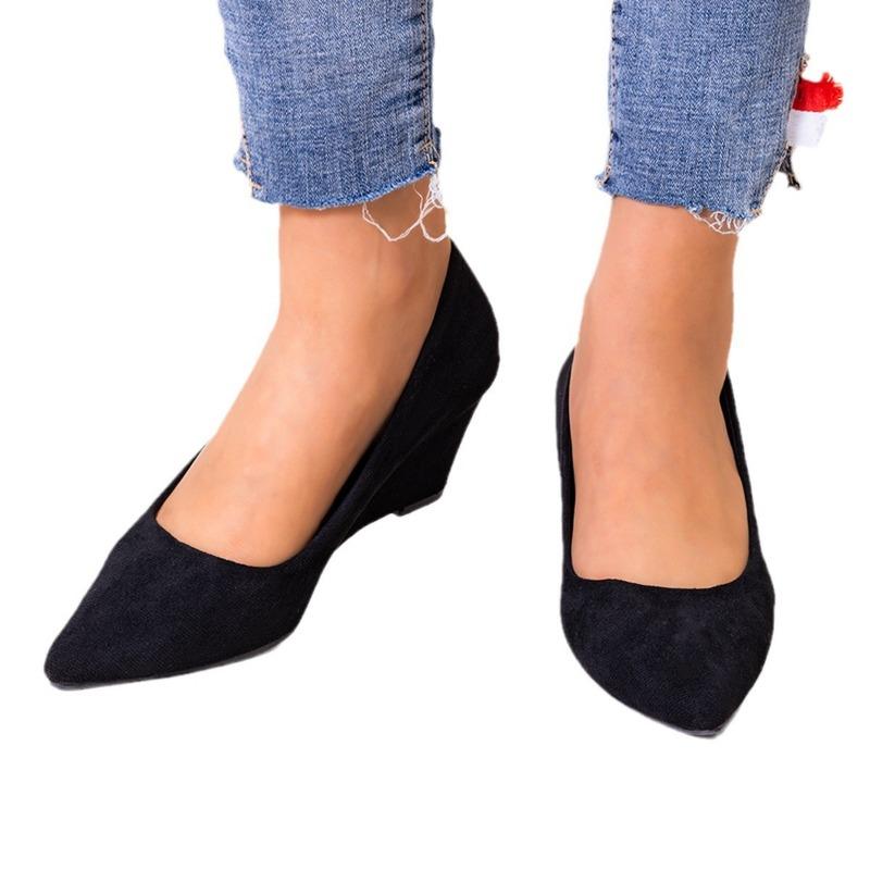 Shallow Retro Wedged Single Shoes for Women's Outer Wear Spring New Pointed Black Simple High Heels