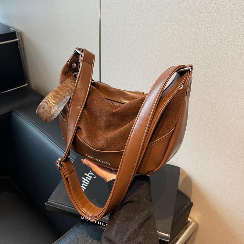 

Ретро сумка подмышку женская осенне-зимняя модная повседневная на плечо сумка-мессенджер нишевая сумка-пельмень для поездок на работу коричневый