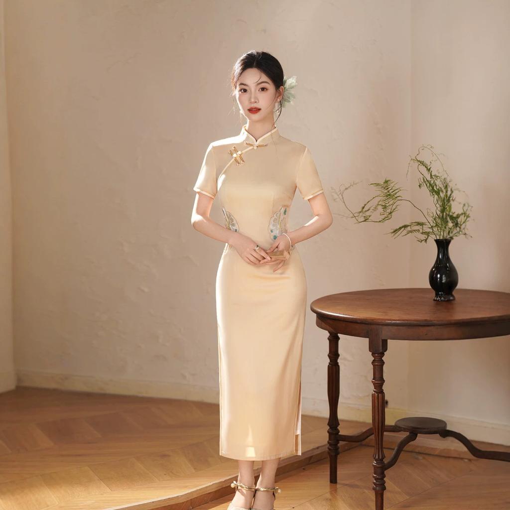 New Chinese style light yellow beautiful cheongsam waist embroidery high-end temperament 1011 summer daily dress women