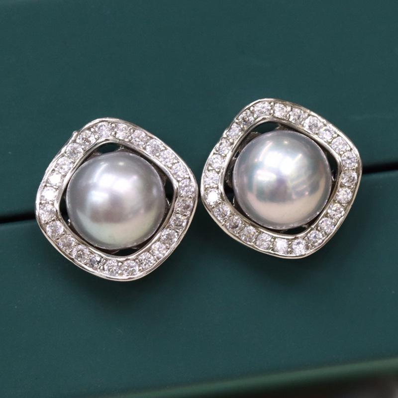 18K Gold Plated Freshwater Pearl Stud Earrings with Zircon, 8-9mm, Fashionable and Versatile for Women.