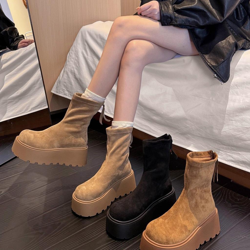 Martin boots women's new autumn and winter super fire thick-soled heightening fashionable versatile small muffin medium boots