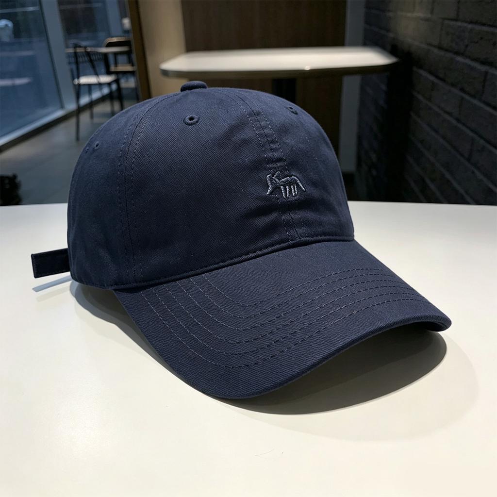 Japanese and Korean animal pattern embroidered versatile soft top baseball cap casual fashion men's and women's embroidered cap