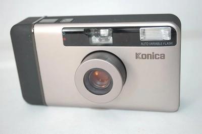 Aparat Foto Compact Konica Big Mini BM-301 Point Shoot cu Film de 35mm din Japonia de Vânzare