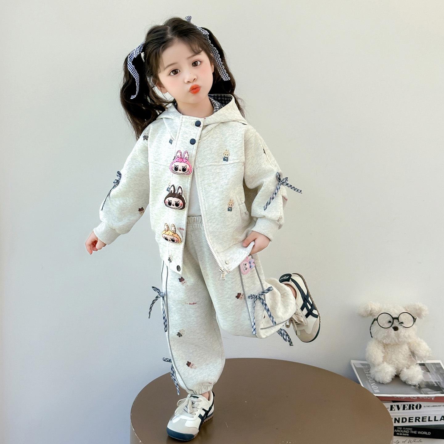 

Комплект мультяшной куртки для девочек в корейском стиле: Трендовая спортивная одежда с длинным рукавом и бантом для весны и осени 90 cm