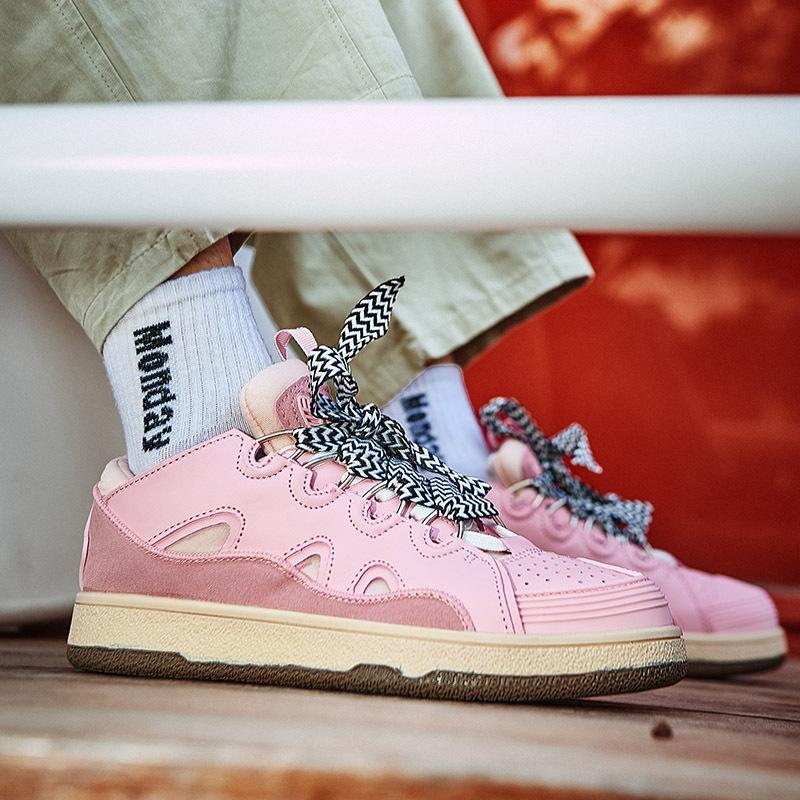 2024 New Summer and Autumn German Training Shoes Young Couple Harajuku Lace-up Round Head Bread Shoes Platform Casual Men's Shoes