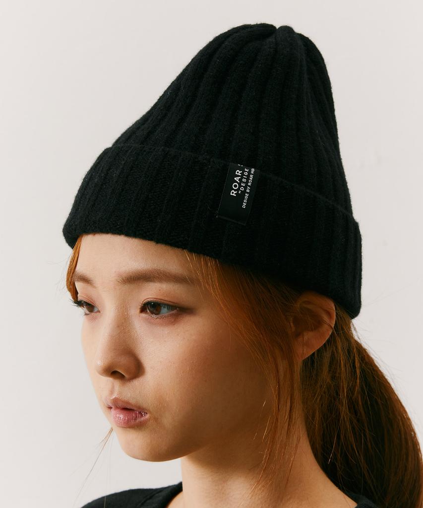 ODD DOT (Unisex) Logo Label Wool Beanie_Black