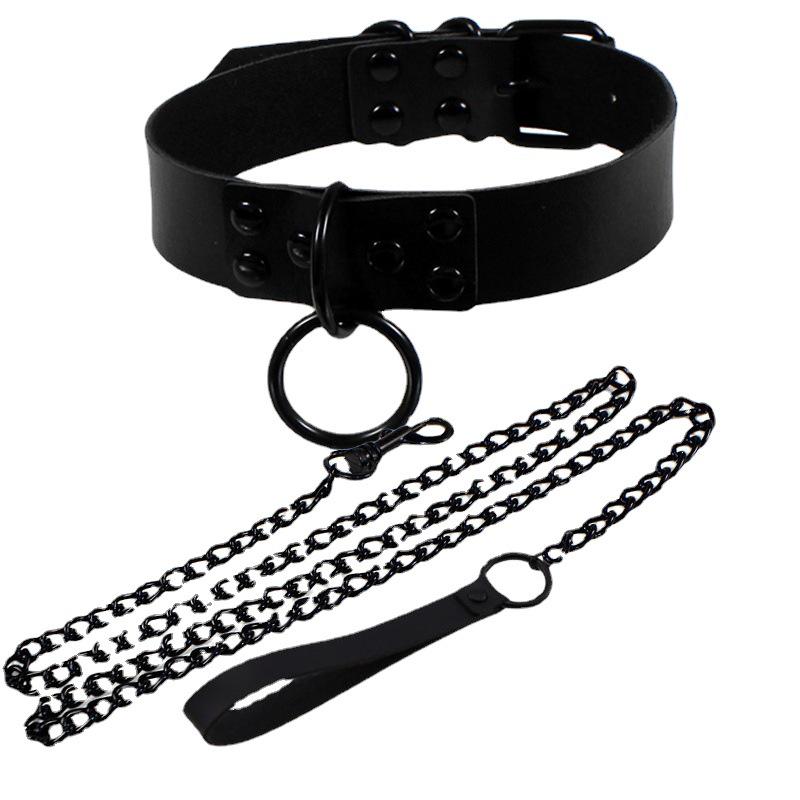 Unisex Dark Style O-Ring Choker with Exaggerated Traction Rope