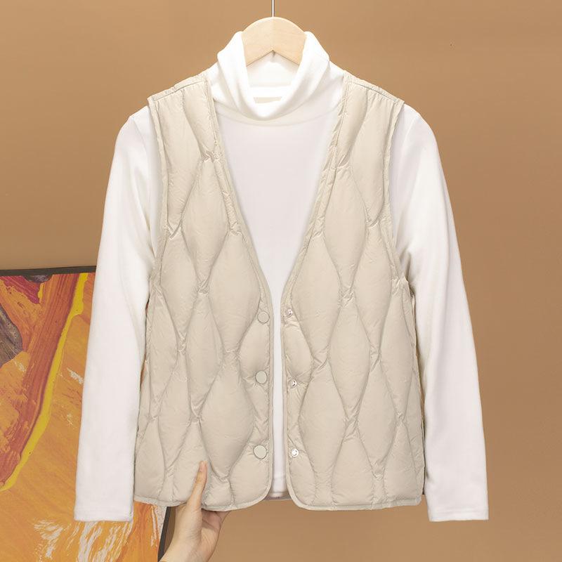 

Japanese new women s clothing, light and thin V-neck white duck down vest, vest liner, fashionable inner vest XXXL бордовий