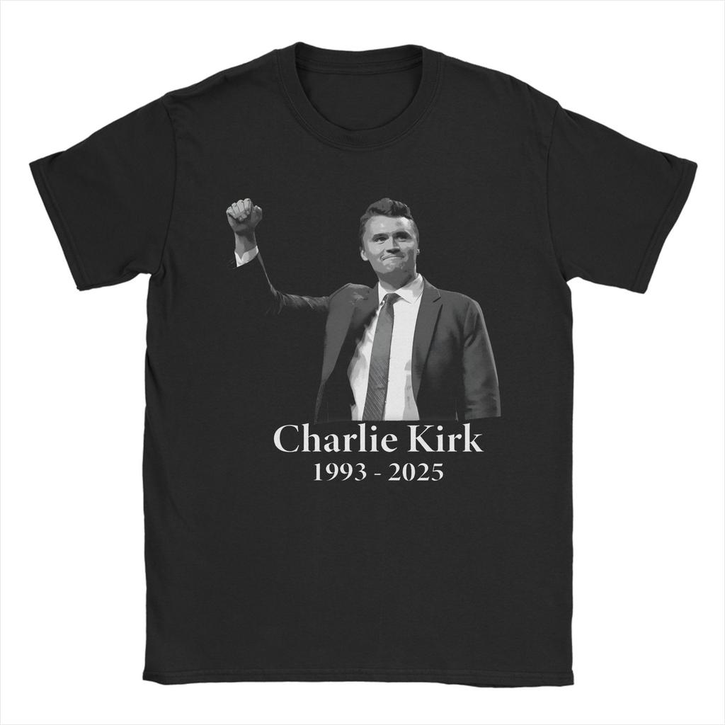 Man T Shirt REST IN PEACE Charlie Kirk 1993-2025 T Shirts Novelty Beach Tee Shirt Y2K Casual Casual Pure Cotton Tops Plus Size