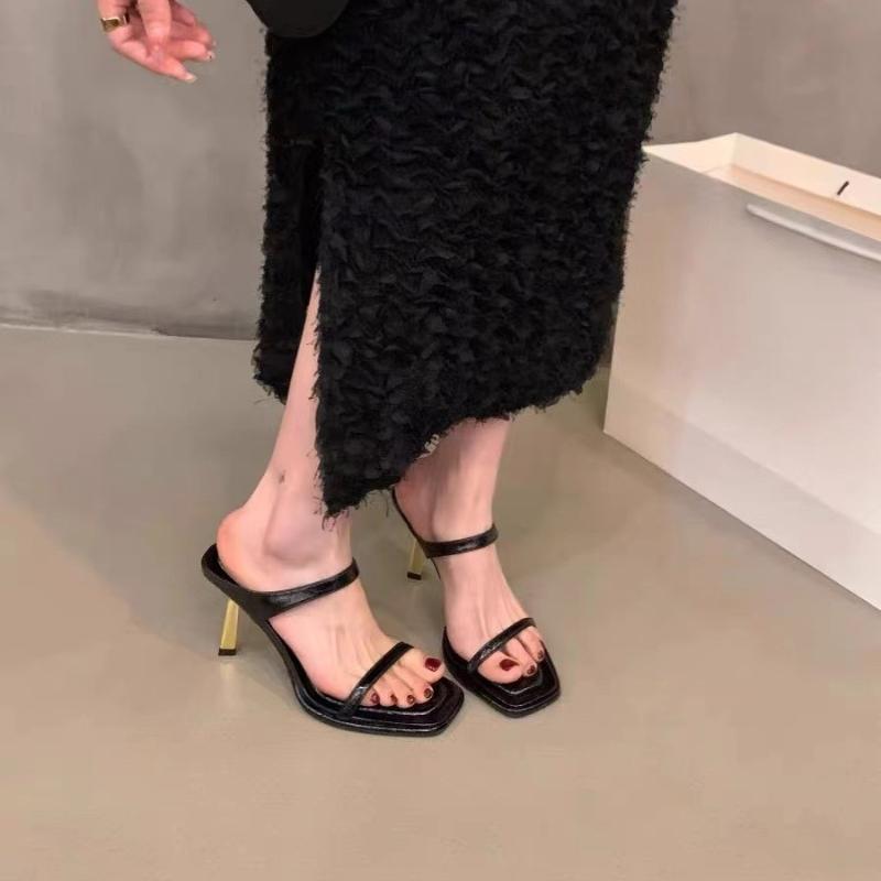 

Мода Модные Универсальные Женские Сандалии 2025 Весна Осень Высокий Каблук Платформа Шлепанцы Простые Квадратный Носок Уличная Обувь Резиновая Подошва 35 чёрный