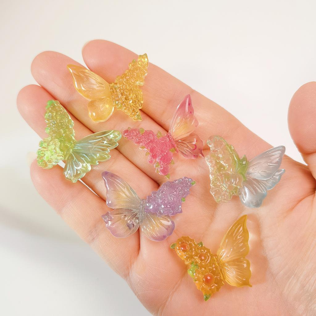 100Pcs Gradient Butterfly Charms Resin Flatback Cabochons for Hair Clips Shoes Scrapbooking Phone Case Holiday Party Decor