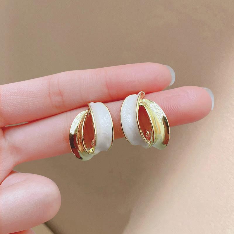 Korean Versatile Light Luxury Drop Ferret Geometric Stud Earrings Design High-end Temperament Earrings Earrings