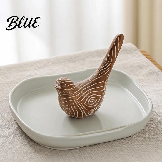 Hand Carved Bird Figurine Handmade Resin Retro Ornaments Figurine Decor Wood Color Artistic Sculptures Decorative Statue for Country Farmhouse