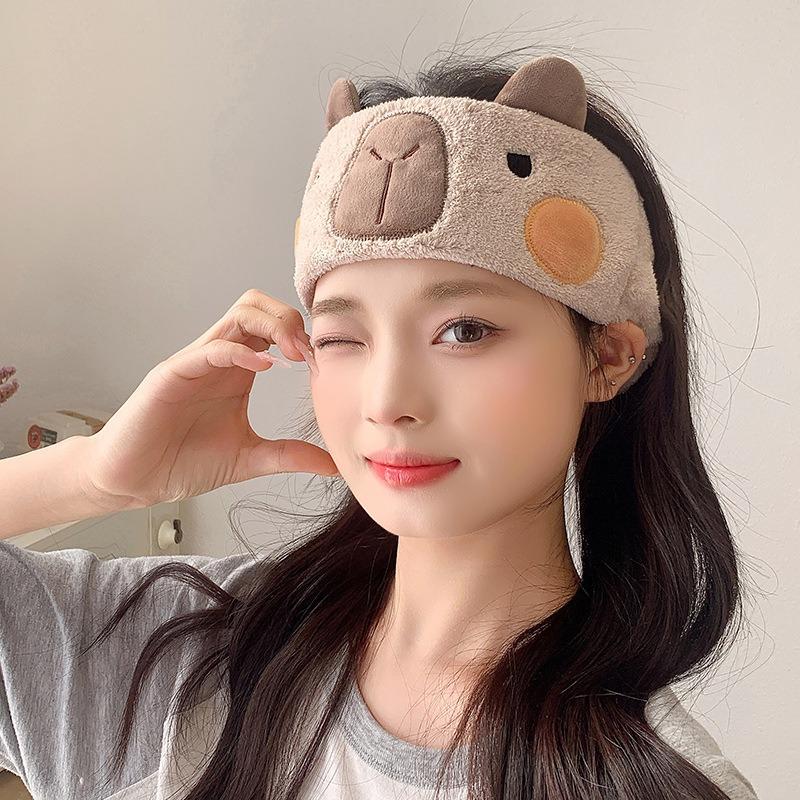 Capybara Coral Velvet Hair Band, Water-absorbing and Quick-drying Postpartum Headscarf, Face Wash Headband, Makeup Remover Hair Cover