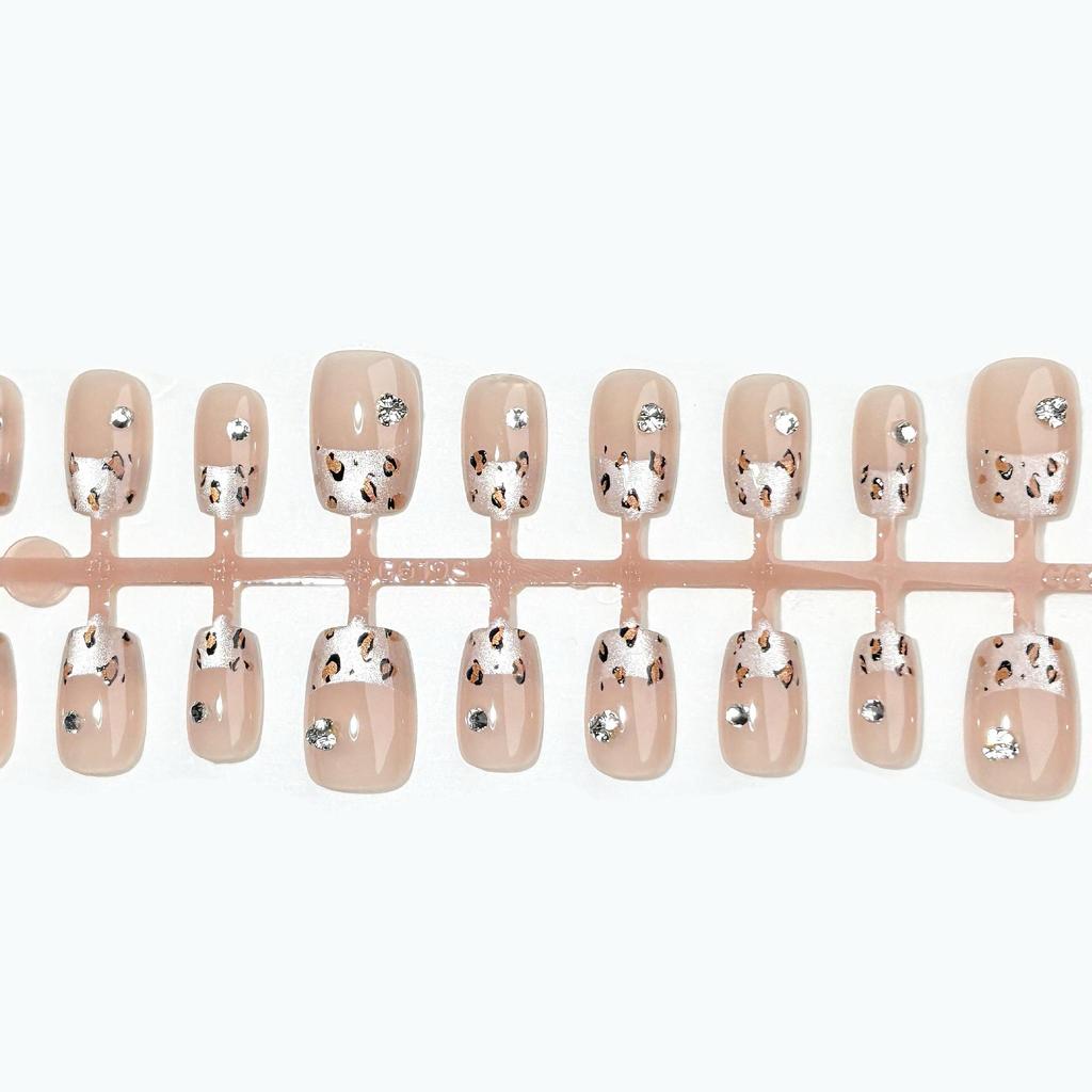 2025 Patch-uri pentru Unghii Nude Ochi de Pisică Leopard Transparente ca Gheața: Lux Scurt Purtabil