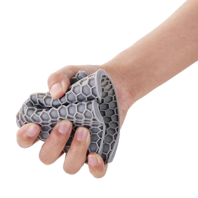Round Silicone Heat Trivet for Hot Dishes, Thin 14.5 cm, Gray