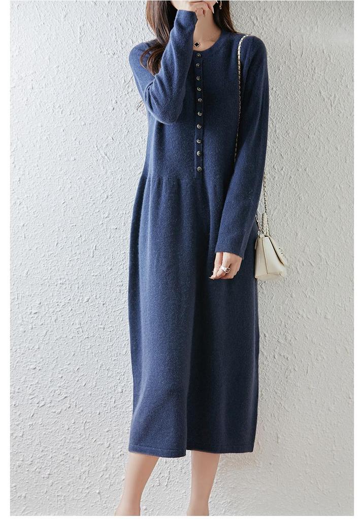 Women's Long Loose Pure Wool Knit Dress - Single-Breasted Round Neck for Autumn and Winter.