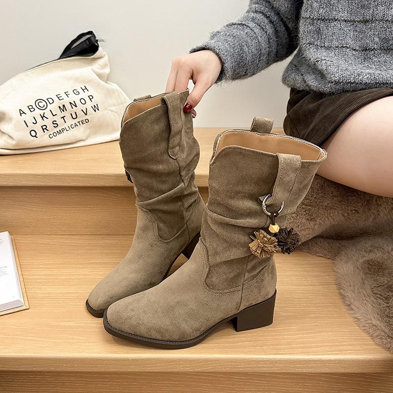 2025 autumn new sweet and cool girl height-increasing medium tube stacking boots women's V-mouth western boots thick heel thin knight boots