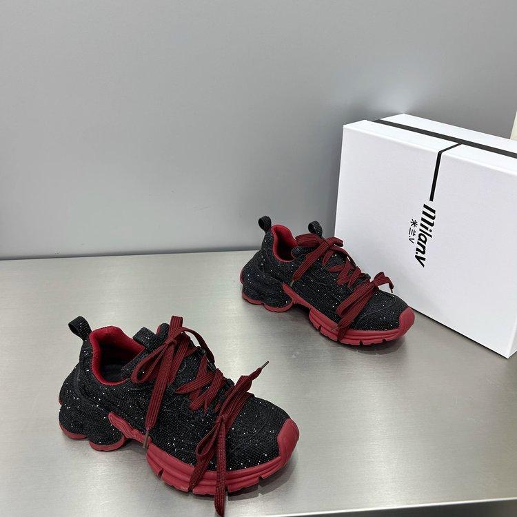 Echtes Leder Zigeuner Strass dicksohlige gebratene Street Dad Schuhe für Damen, atmungsaktive und erhöhende ins trendige ausländische Freizeitschuhe für Damen