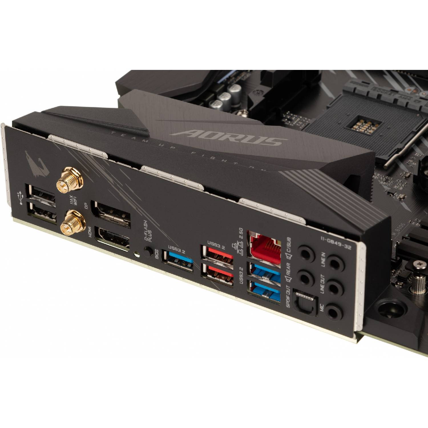 

Материнская плата Gigabyte B550 Aorus Elite Axe V2