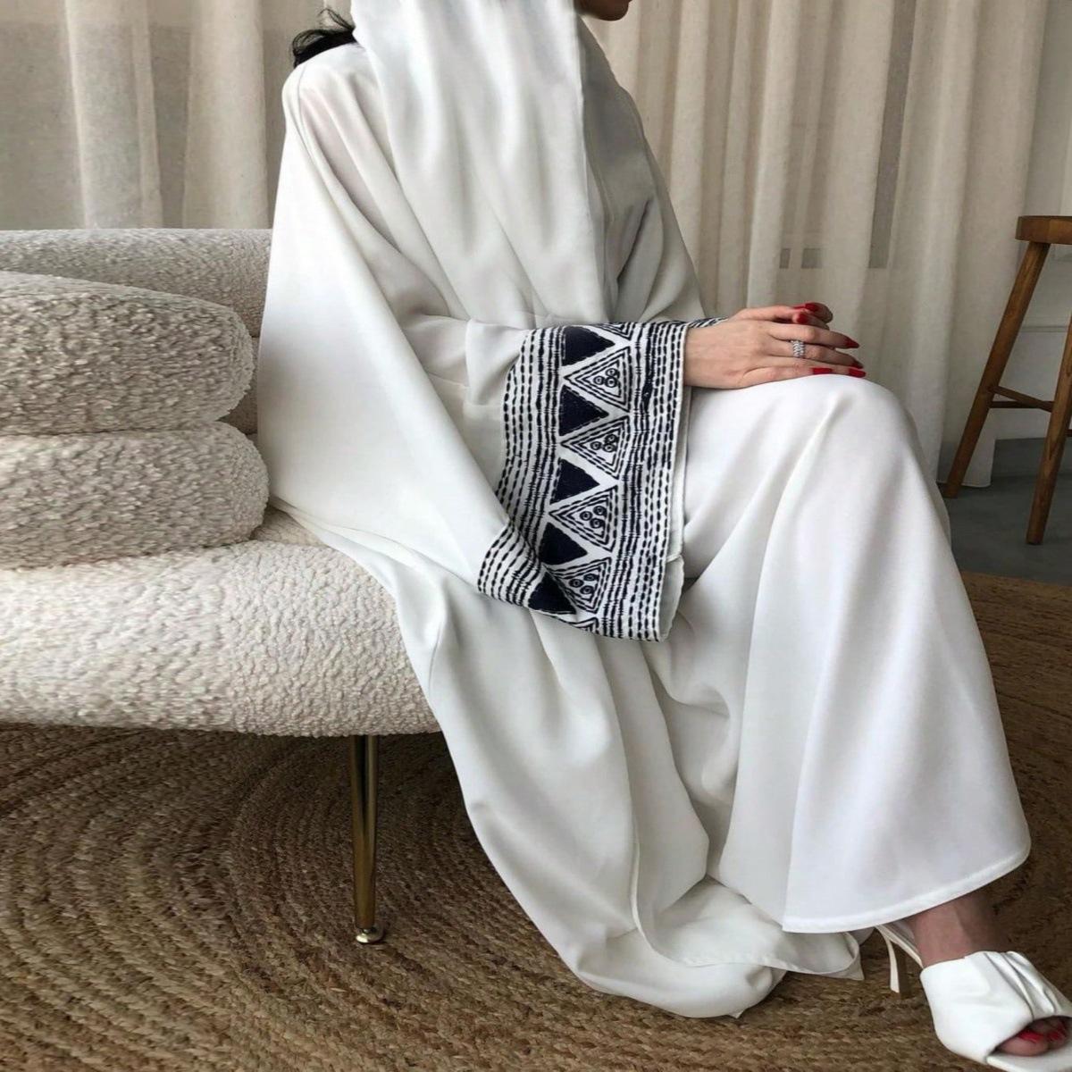 

Вышитое ближневосточное платье-абая свободного кроя с V-образным вырезом, этнический стиль, с капюшоном, длинное Free size белый