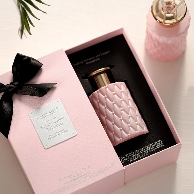 Aromatherapy Rattan Diffuser Gift Set for Hotel or Home