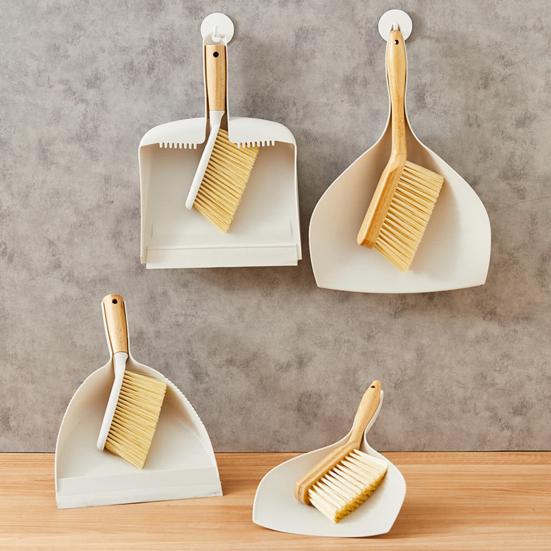 Small Broom Dustpan Set Ergonomic Natural Bamboo Handle Soft Bristles Portable Decorative Mini Broom Kit