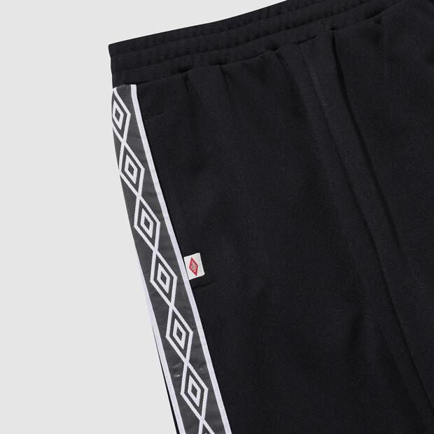 UMBRO Hbl Side Diamond Track Pants Black (Uq123Cfp22)