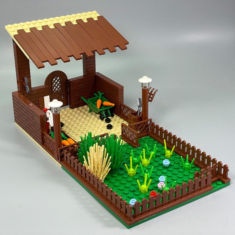 Animal Farm Building Blocks Set: Sheepfold, Cow Shed, Stable, Pigsty DIY Toy Assembly