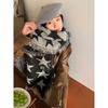 Korean Version of Star High End Scarf for Girls in Winter Thickened Qianqiao Warm Scarf Versatile Cold Proof Student Shawl