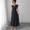 Robe décontractée slim plissée à col en V été 2025 pour femmes, style européen et américain - Nouvelle mode, tempérament