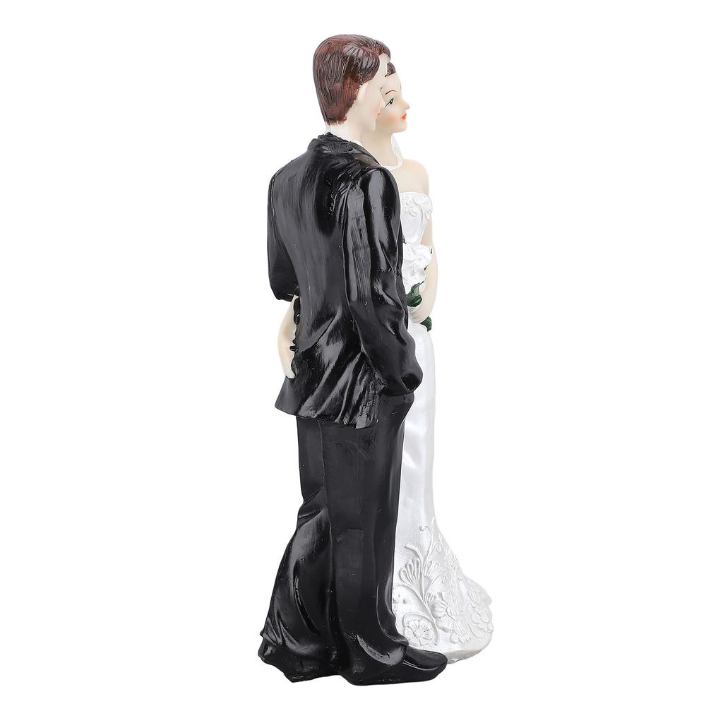 Bride and Groom Statue Romantic Memorable Long Lasting Exquisite Easy To Maintain Wedding Cake