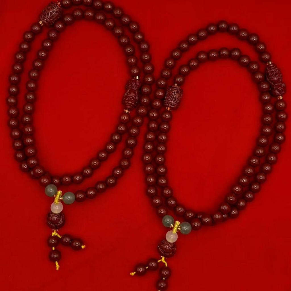 Bracciale di alta gamma a più giri con Pixiu color cinabro e perline buddiste