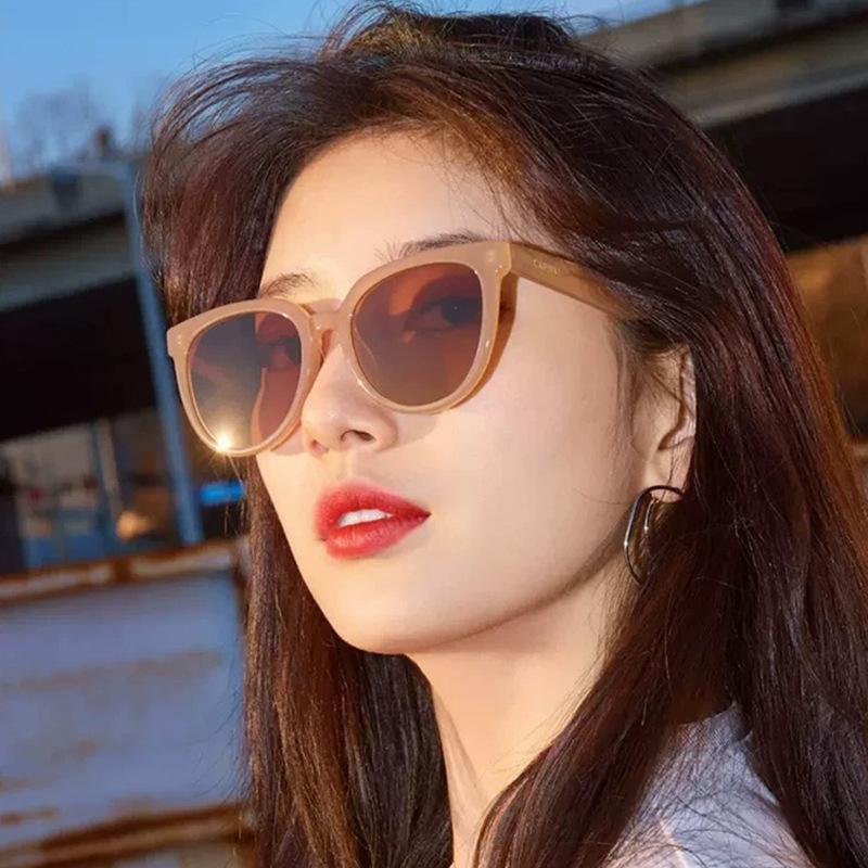 Sunglasses for Women's High-end Sense, Small Face, UV Protection, Large Frame, Retro Cat Eye Glasses 2025 New Sunglasses for Men