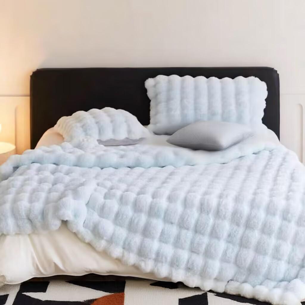 Luxurious Double-Layer Rabbit Fur Blanket: Otter-Soft Plush, Versatile Sofa Throw