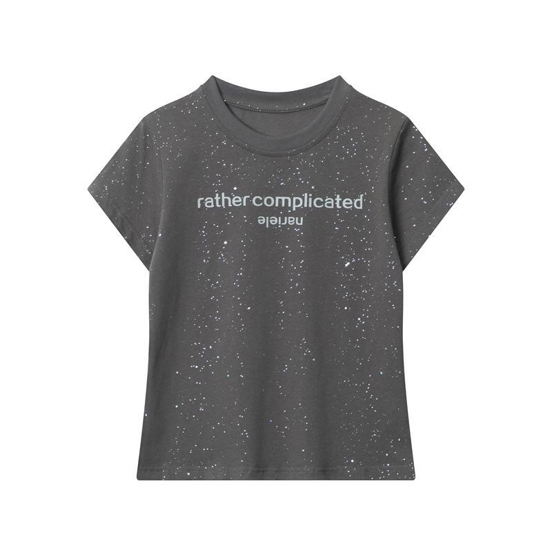 

HeyHenry Светоотражающая футболка с принтом звездного неба и букв для женщин - Европейский и американский дизайн, Коллекция Лето 2025, Топ с коротким рукавом Medium серый