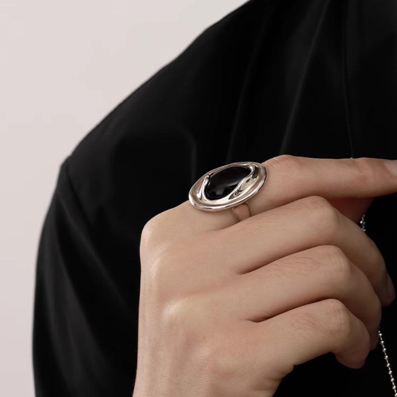 Women's Black Oval Zircon Retro Open Ring - Heavy Industry Hip Hop Style, Versatile, Fashionable Index Finger Ring