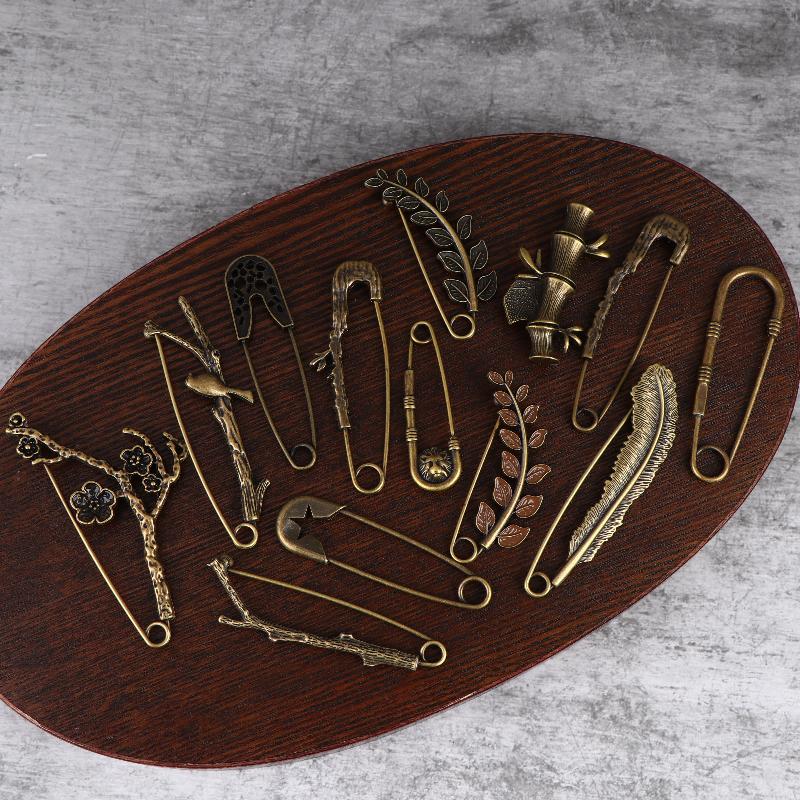 Large Brooches Twig Feather Decoration Vintage Bronze Brooch Sweater Scarf Buckle Cardigan Suit Big Pin
