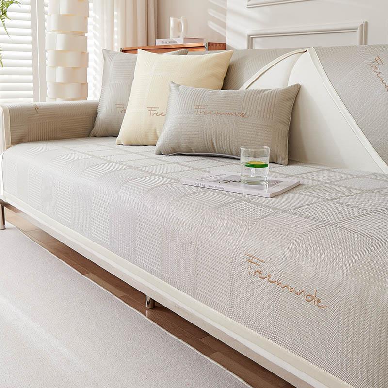 

Летний чехол для дивана из ледяного шелка, детский коврик для домашних животных, нескользящий чехол для дивана, защитный чехол, универсальное диванное полотенце для декора гостиной 70x70