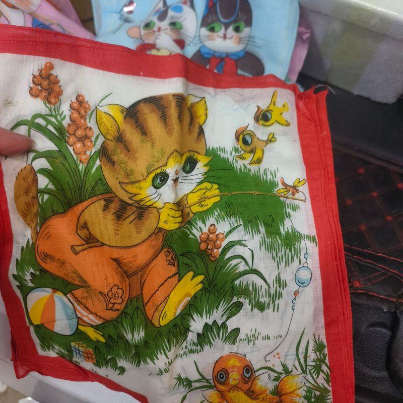 

Ностальгический инвентарь 1990-х годов Неиспользованный Ностальгический Ретро Мультяшный Цветок Кот Рыбалка Чистый Хлопок Носовой Платок Носовой Платок 2 pieces