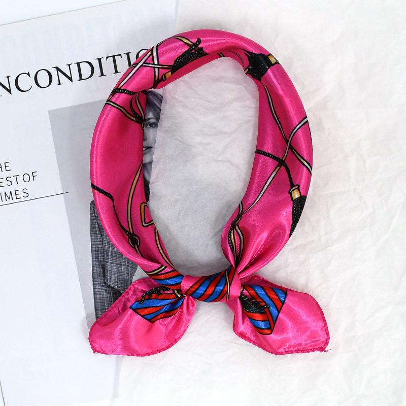 

50 Атласный платок-каре с принтом цепочки Цвет Высокий вкус Универсальный Профессиональный Бортпроводник Обслуживание клиентов Декоративный платок Шелковый платок 50*50CM