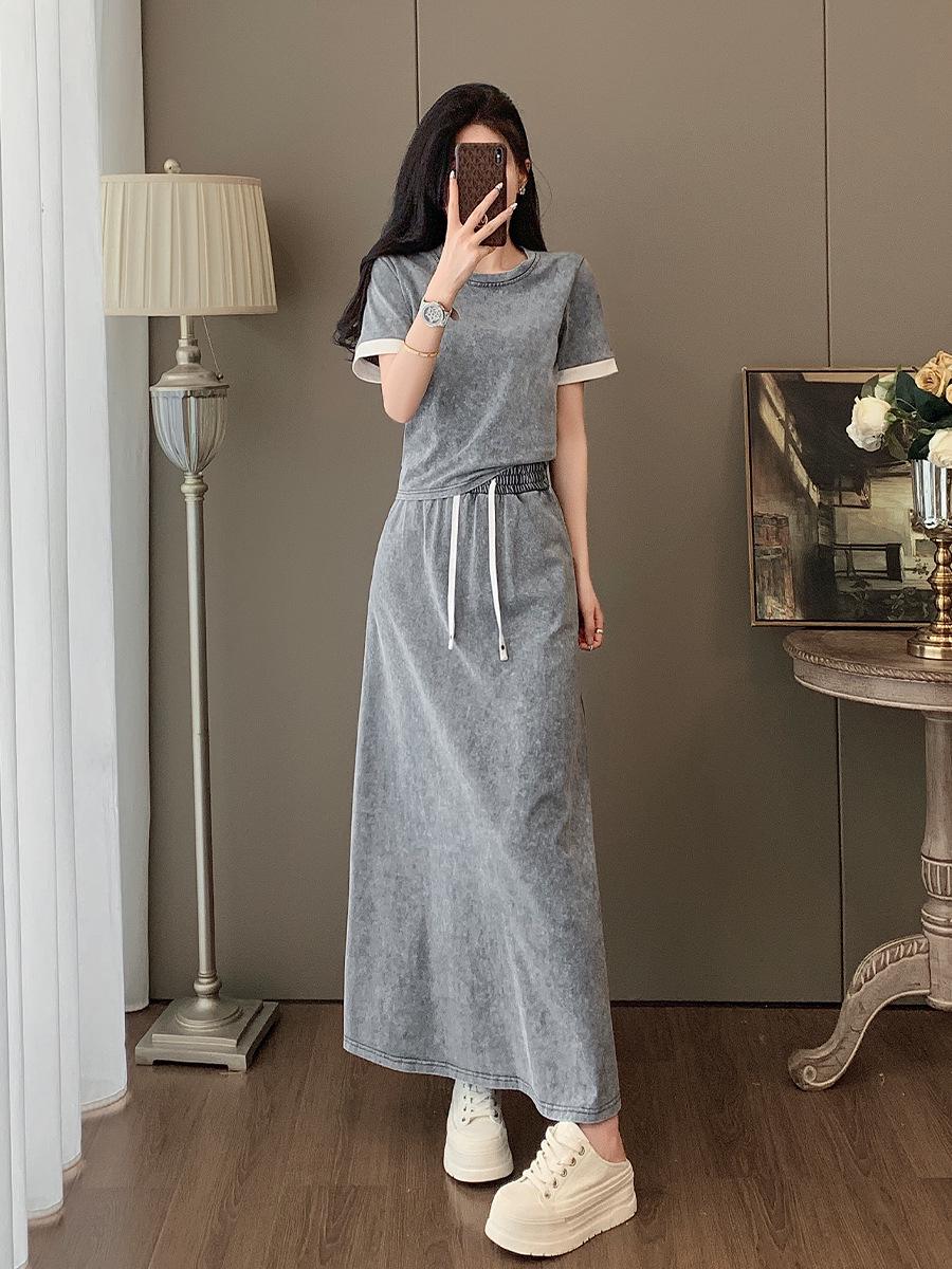 

European Casual Slimming Summer Skirt & Short Sleeve Top - Women s Sporty Two-Piece Set XXL серый