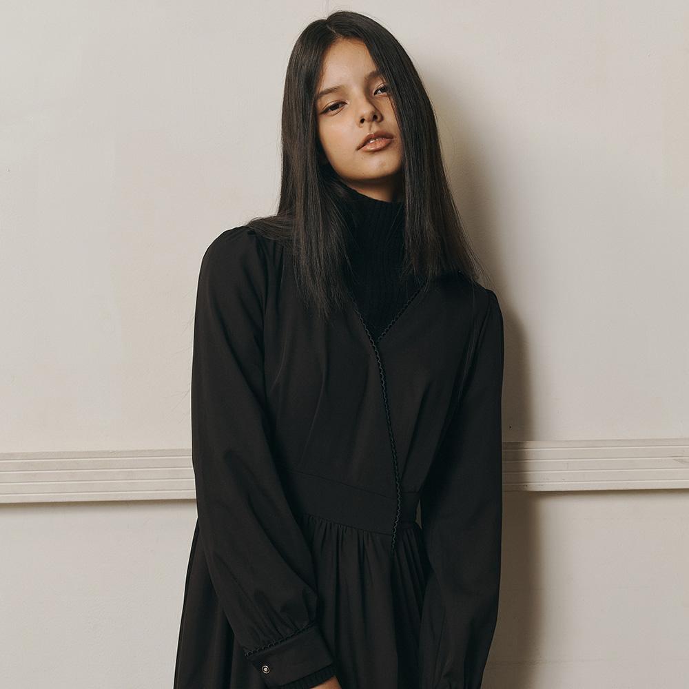 Eiaenlei Ar_Pitting Turtleneck Top_Black