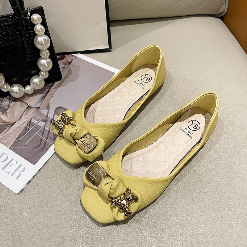 

2025 новые туфли с квадратной головкой и неглубоким ртом, бант с медведем, металлическая пряжка, мягкая подошва, туфли-феи, плоские одинарные туфли 35 жёлтый