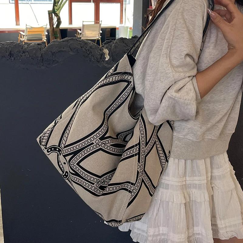 Retro Casual Tote Bag Fashiable Design Canvas Bag New Style Printed Shoulder Bag Large Capacity Ctrasting Handbags For Women