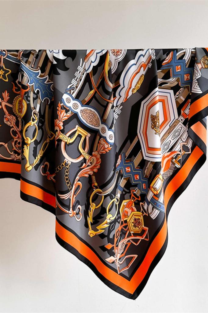Scarf 90x90 Black and Orange with Chain Motif - Classic Elegance with a Touch of Extravagance
